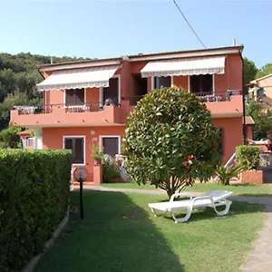 residence-villa-franca.it-tuscanyhotel.com/